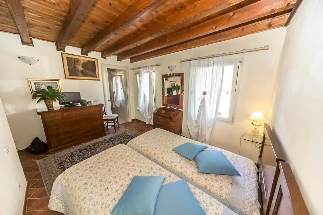 Bed and Breakfast Ca' Noemi Lido di Venezia 2*,
